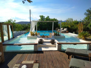 Family Project Pool & Spa Suite